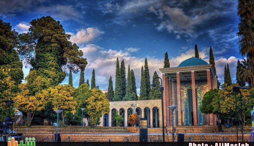 7 REASONS TO TRAVEL TO IRAN NOW