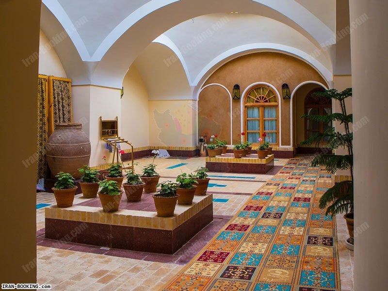 Dad hotel in Yazd