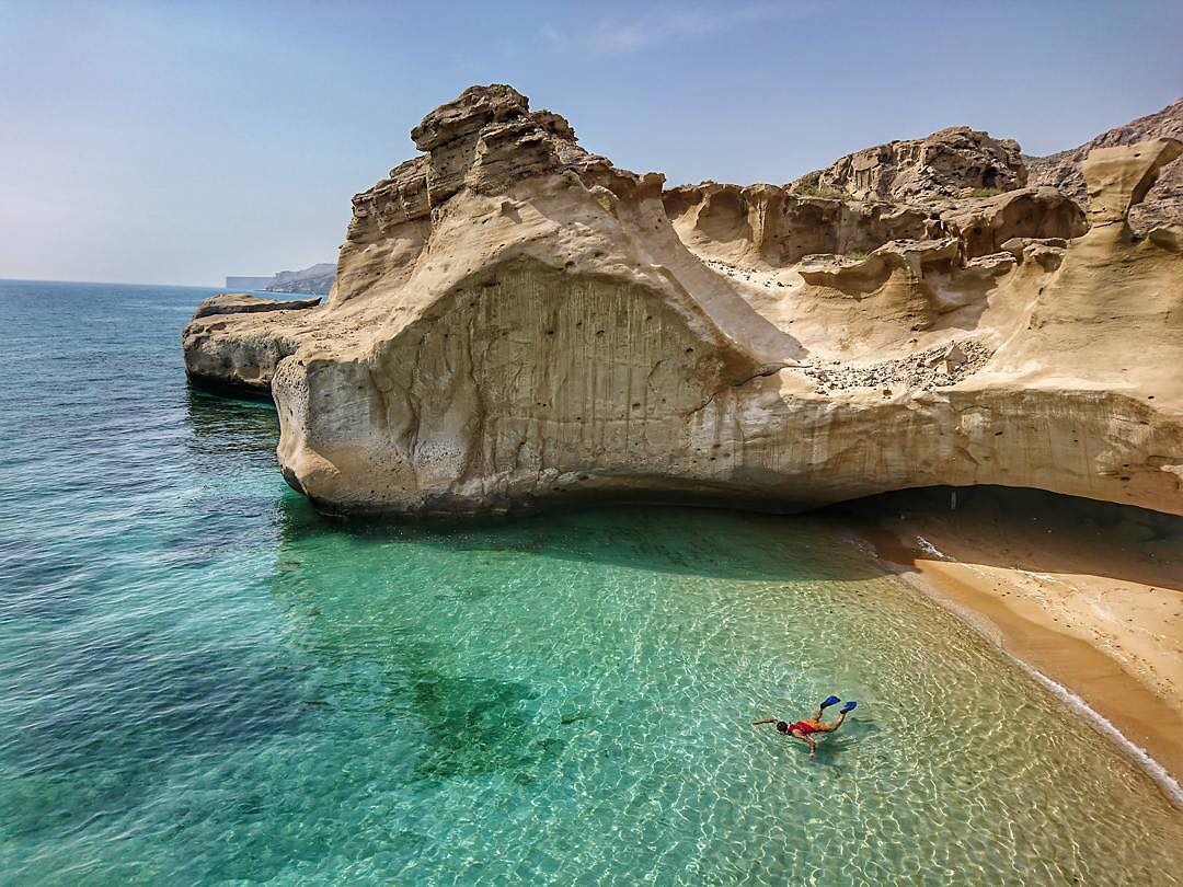 behnoud beach-asalouyeh