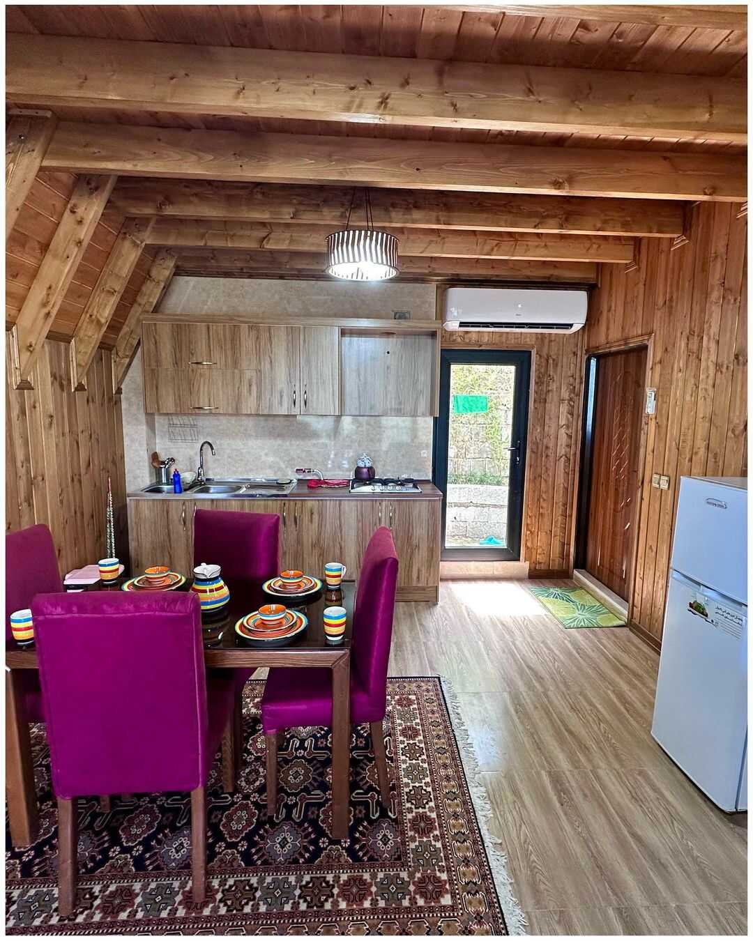 the kitchen in the Wooden villa